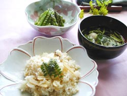 鯛とたけのこの炊き込みご飯