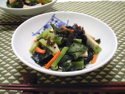 小松菜と高野豆腐のさっと煮