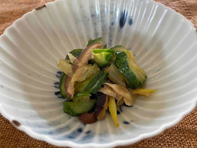 じゃばらキュウリの甘酢漬けの写真